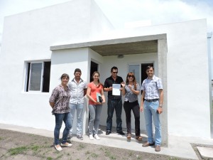 Entrega de la primera vivienda del quinto circulo.