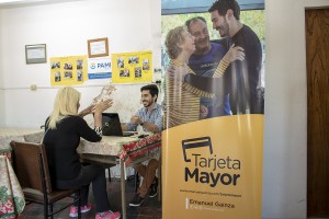 Entrega de la Tarjeta Mayor.