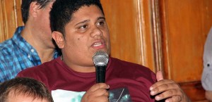 Ayala pide un espacio para la juventud