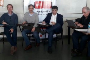 Osvaldo Fernández (segundo de izq a der) es el juevo secretario de Organización Política del GEN Nacional.