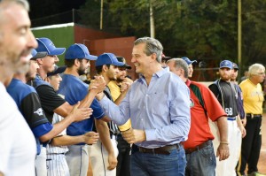 Paraná recibe el mejor softbol.