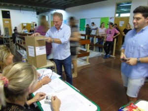 Obtuvo el 52,52% de los votos.