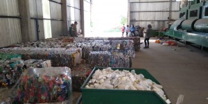 Venta de material reciclable de la cooperativa.