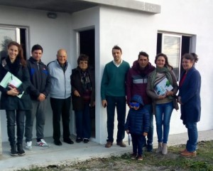 Nueva familia con vivienda propia. 