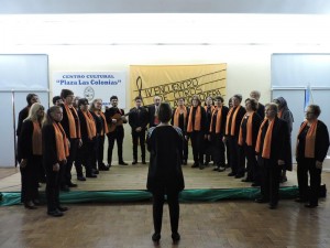 Actuación del Coro Albricias de Cerrito