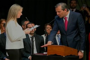 Juró el nuevo intendente de Paraná