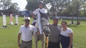 Nacho viajó a Mar del Plata con su entrenador, Humberto y sus padres, Luis y Mariela.