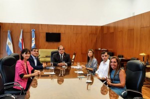 Reunión de funcionarios municipales de Cerrito con el Presidente del STJ