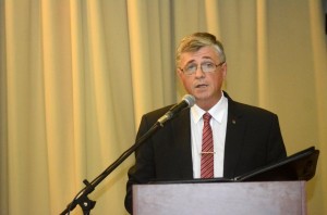 El presidente del Colegio de Abogados explicó el petitorio.