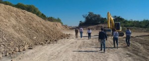 Mejorarán caminos en Villa Urquiza