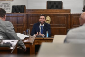 Muller expuso ante los senadores