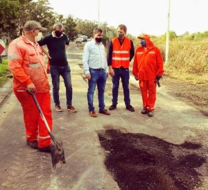 Palacios junto a Koch y Kloss inspeccionaron los trabajos de la Ruta 12