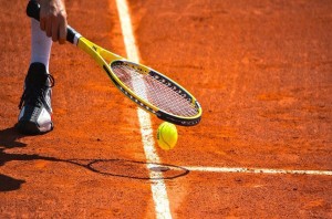 Se puede jugar al tenis en San Benito, de 8 a 18.