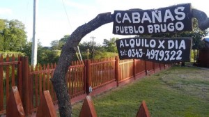 Podrán ingresar a Pueblo Brugo los dueños de cabañas