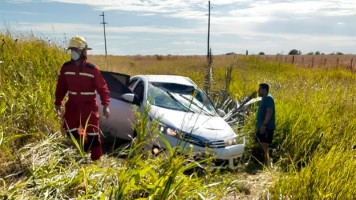 Cerca del parque industrial de Viale.