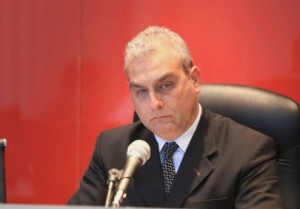 Mauricio Mayer.