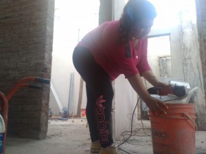 Mujeres albañiles podrán participar de licitaciones en Tabossi