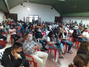 A días de la presentación de listas.