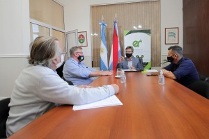 Richard, recibió al intendente Darío Pfenning.