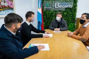 El Becario promueve la educación ambiental a través de sus programas.