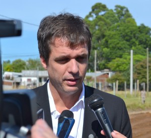 Cresto llega a Colonia Avellaneda