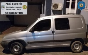 El vehículo fue secuestrado