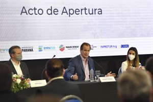 Bordet encabezó el Encuentro Regional de Destinos Sedes de Eventos – Litoral.