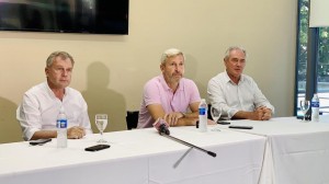 Frigerio junto a Galimberti y Benedetti