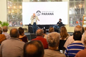 Participó de la IX Feria Paraná Lee.