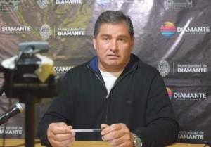 Darrichón habló de una posible candidatura a la gobernación