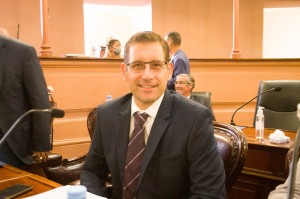 Brupbacher cuestionó al gobierno