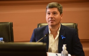 Zavallo, autor de la iniciativa