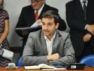 Ledesma gana protagonismo en Diputados