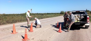 Vialidad provincial trabaja en el camino a Curtiembre