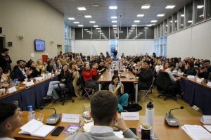 Los jóvenes participaron de la presentación