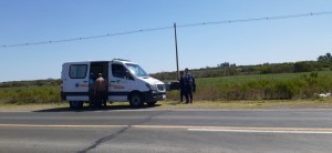 Los ocupantes de la camioneta sufrieron golpes en el vuelco