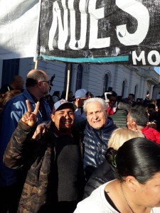 Alegre junto a Solanas