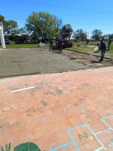 Tareas de hormigonado en la escuela