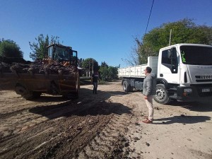 Tareas viales en Pueblo Brugo