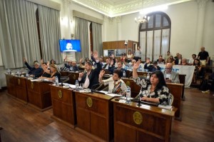 Senadores mejoran el ingreso a las Juntas de Gobierno