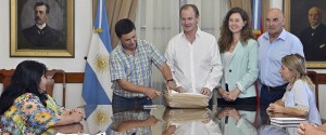 Bordet encabezó la apertura de sobres de licitaciones