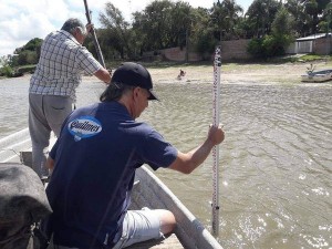 Preparan la playa en Pueblo Brugo