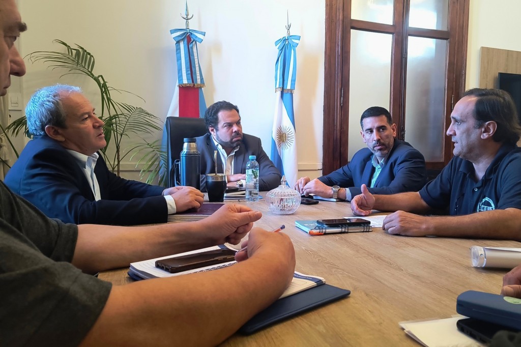 Troncoso y Cuenca con AMET