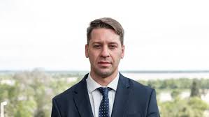 images (18)